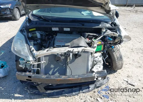 2005 Toyota Sienna Le z USA, uszkodzony, nr VIN 5TDZA23C35S312033